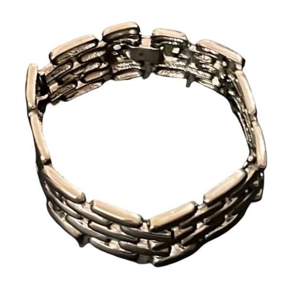 Givenchy Silver Plated Panther Chain Link Chunky Runway Bracelet - Picture 4 of 14